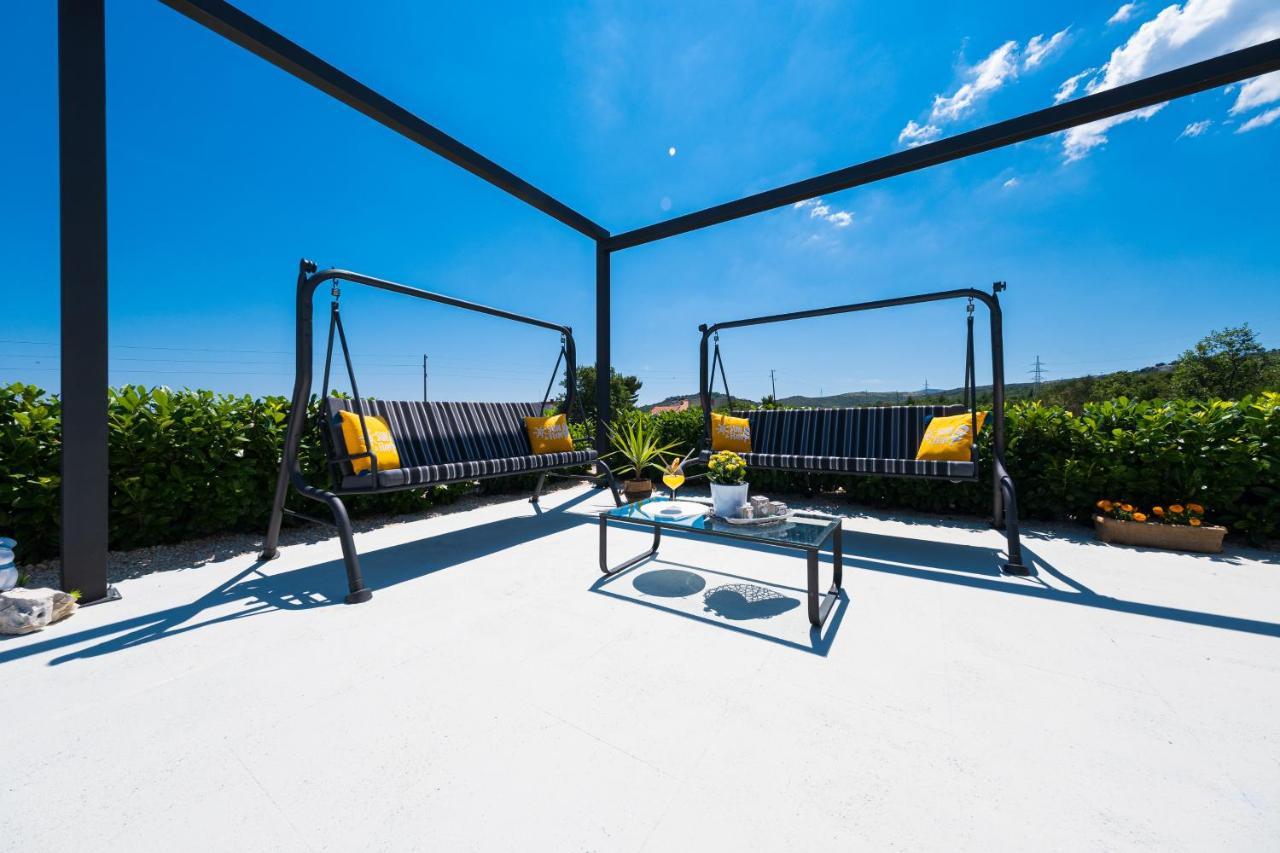 Villa Sky - Heating Pool Кастель-Нови Экстерьер фото
