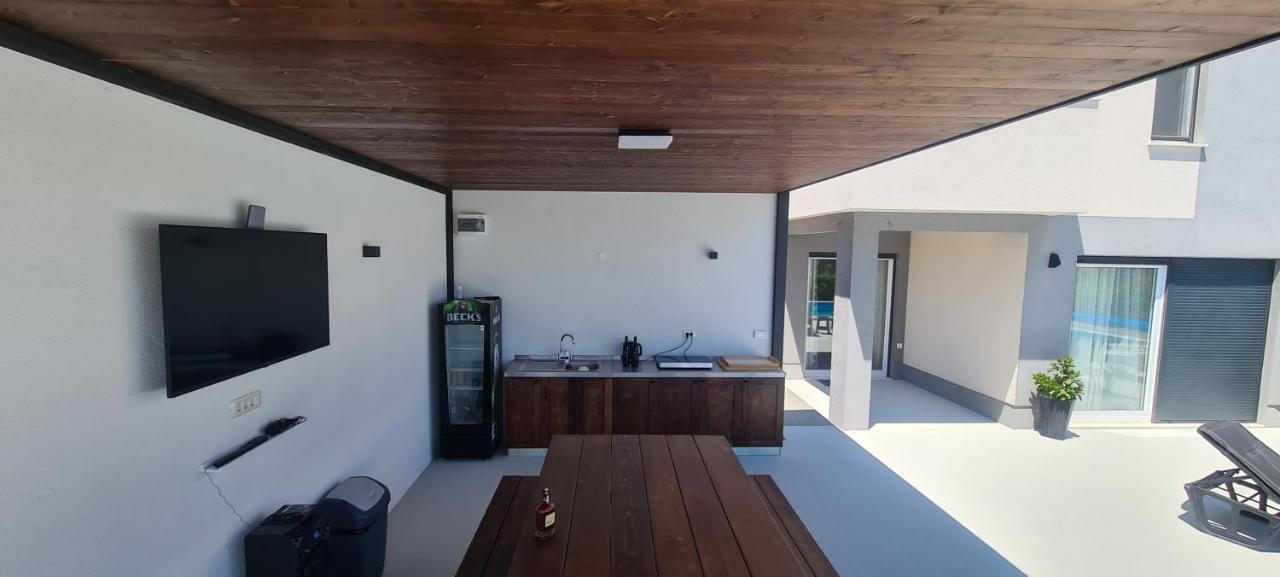 Villa Sky - Heating Pool Кастель-Нови Экстерьер фото